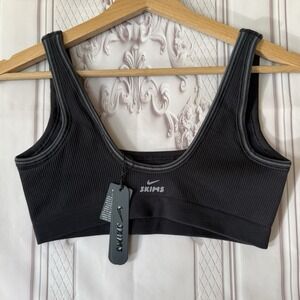 NWT SKIMS X Nike Ribbed Seamless Micro Scoop Bra Sz XXS Obsidian/Armor